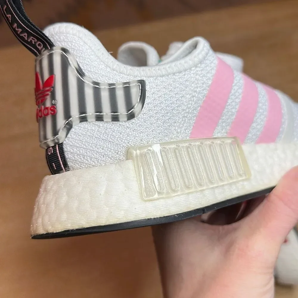 ‎Adidas NMD R1